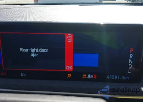 2021 Ford Mustang Mach-E Premium from USA, damaged, VIN 3FMTK3SU2MMA07068